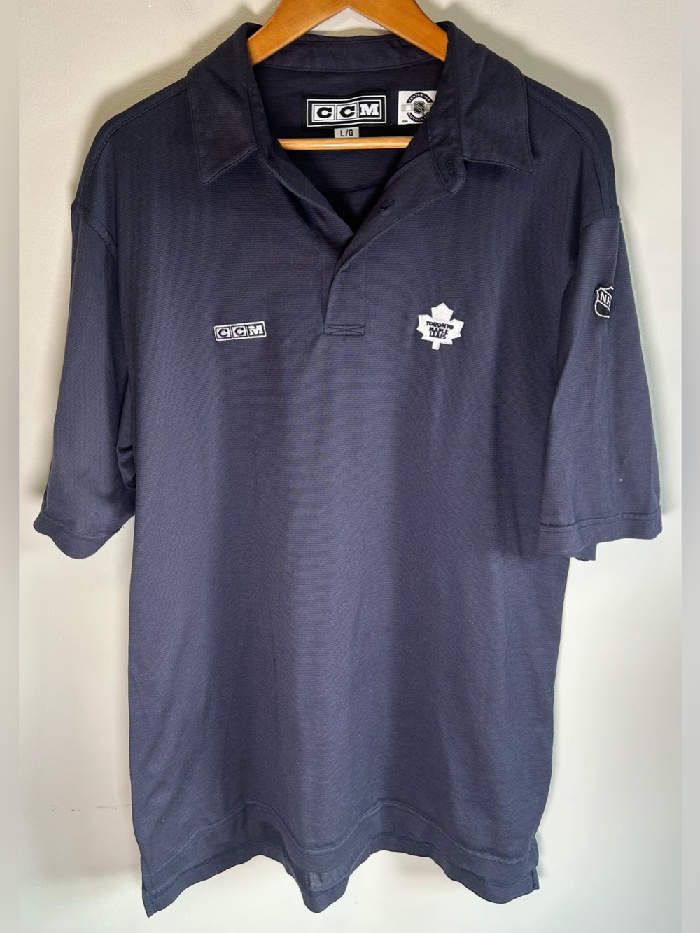 Vintage CCM Toronto Maple Leafs Polo Shirt Size L Navy Hockey Embroidered NHL